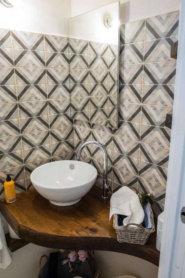 Casa Di Amici Apartment ออสตูนี ภายนอก รูปภาพ